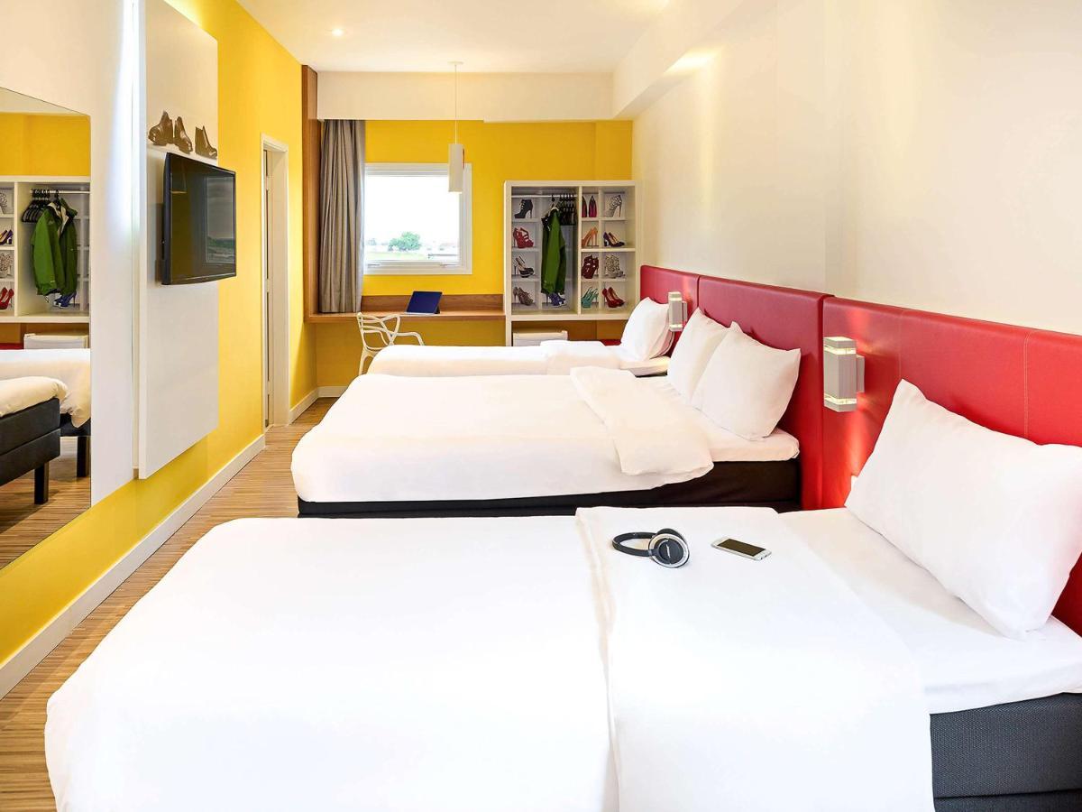 ホテル Ibis Styles ビリグイ エクステリア 写真